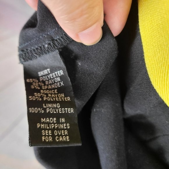 ♡3/$30♡ Mod Pencil Dress With Wide Belt - Picture 2 of 4